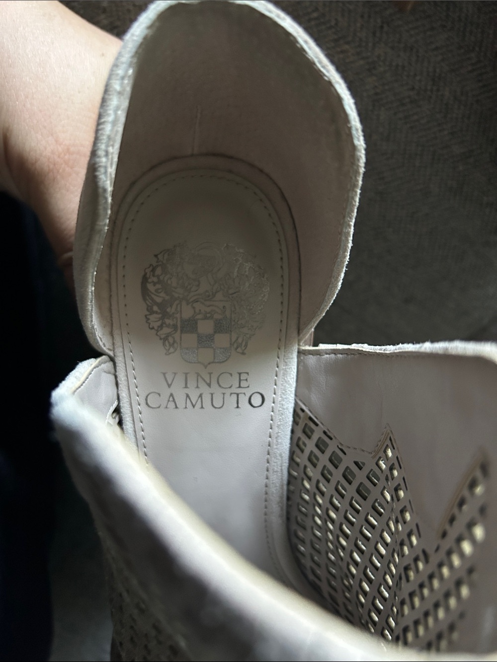 vince camuto FRITZEY BOOTIE women’s size 8 - Picture 12 of 13